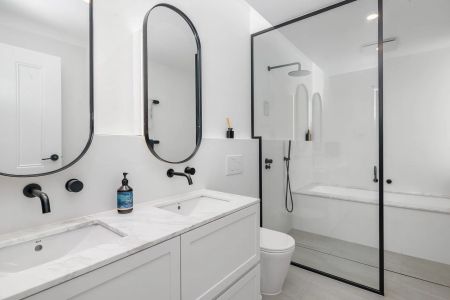 Victorian Splendour on the Park - Photo 5