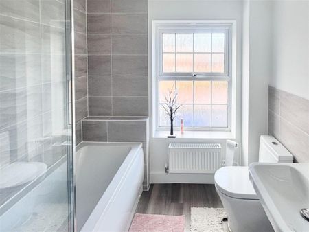 2 bed Coachhouse To Let - Photo 5
