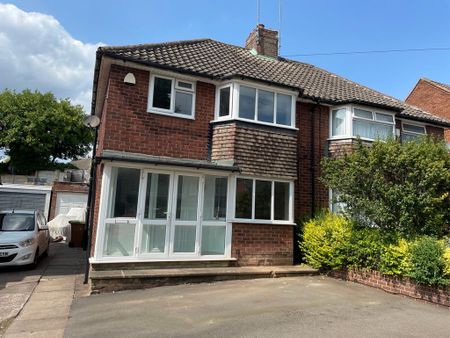 3 bedroom semi-detached house to rent - Photo 2