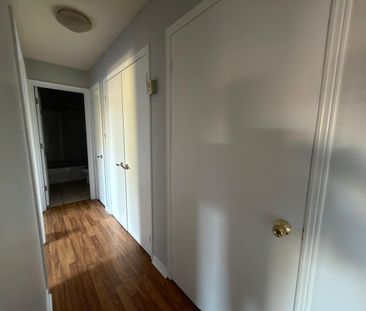 For Lease - 155 Colborne Street Unit# 8, Oshawa, Ontario - Photo 3