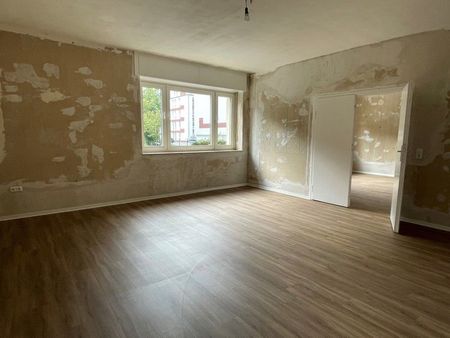 Großzügige 4-Zimmerwohnung im Erdgeschoss mit Balkon - Foto 4