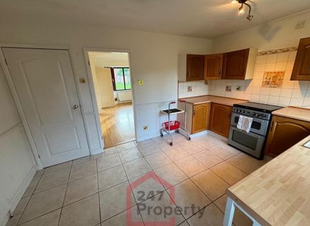 2 bedroom semi-detached house to rent - Photo 3