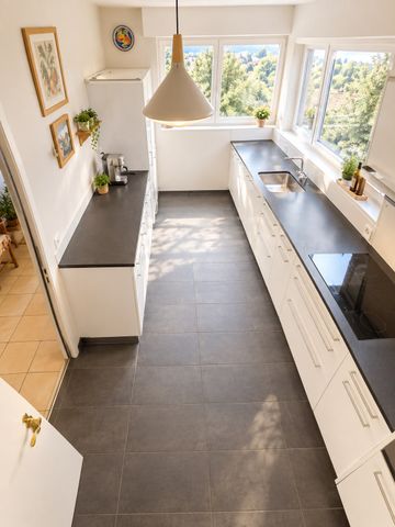 Gepflegtes Einfamilienhaus an Top Lage - Photo 4