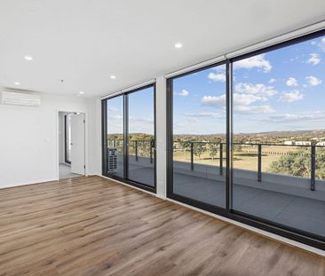 Live in the heart of Gungahlin and leave your car at home! - Photo 6