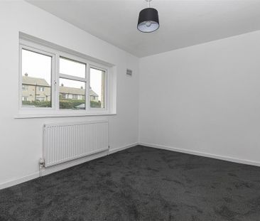 2 bedroom semi-detached house to rent - Photo 5