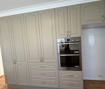 Weetangera - Photo 2