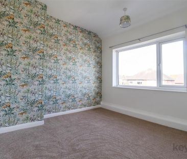 2 bedroom semi-detached house to rent - Photo 4