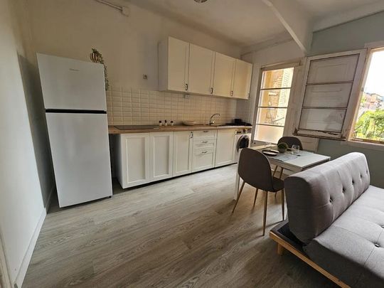 Carrer de les Penedides, Barcelona, Catalonia 08001 - Photo 1