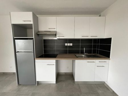 EAUNES / Location Appartement 64 m² - Photo 4