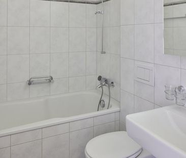 MIETEN OHNE KAUTION Komfortabel wohnen in gepflegtem Mehrfamilienhaus - Photo 4