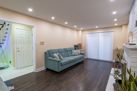For Lease - 2686 Ambercroft Trail Unit# Upper, Mississauga, Ontario - Photo 2