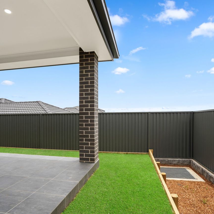 Apply Now - Century 21 | the Paramount Group - Photo 1