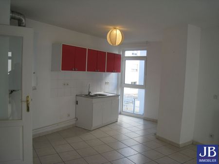 Location Appartement 5 pièces 96m² GRENOBLE 38000 - Photo 3