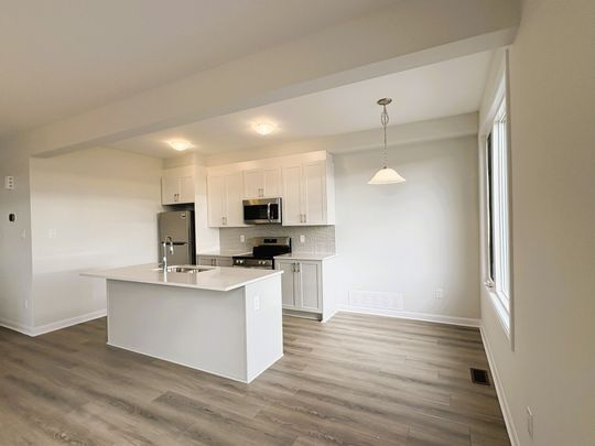 For Lease - 324 Clearpath Private, Kanata, Ontario - Photo 1