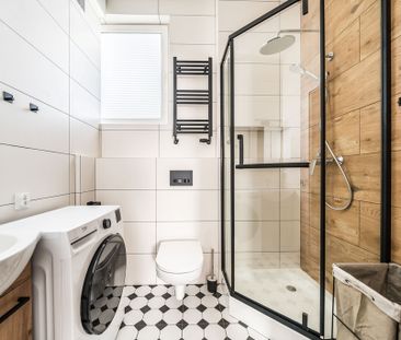 Zwierzolubne, Samo centrum, Po remoncie, Winda, - Photo 1