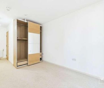 Alpine Road, London, NW9 - Photo 4