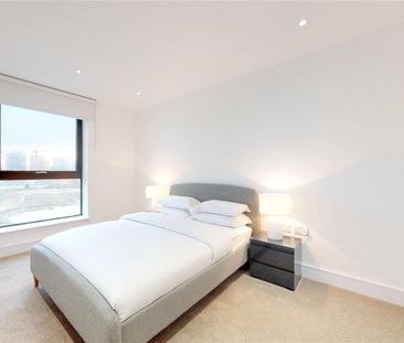 139 Leven Road, Poplar, London, E14 - Photo 3