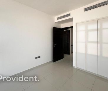 Single Row | Premium Location | Easy Payment - Photo 5