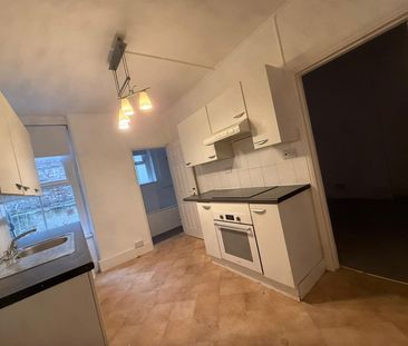 Temple Dwellings, Temple Street, London E2 - Photo 4