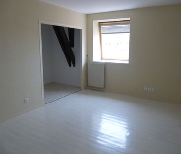 Location Appartement 1 pièce 38m² - Photo 1