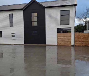 Modern 3BR Home in Hamilton East - Photo 5