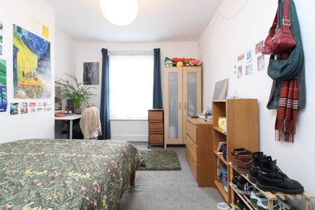 7 Bed Semi-Detached House, Oxford Road, SO14 - Photo 5