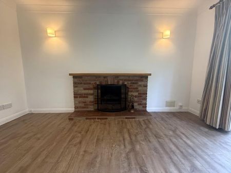 5 bedroom detached house to rent - Photo 3