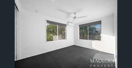 GORGEOUS RENOVATED HOME - Take over lease - Photo 4