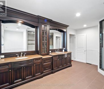 40 Old Colony Road, ON, Toronto (St. Andrew-Windfields) - Photo 1