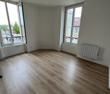 Location Appartement 2 pièces 29m² - Photo 2