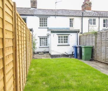 2 bedroom terraced house to rent - Photo 5