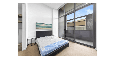 Modern Luxurious Massive High Ceiling Split Level 3 Bedroom Apartment - Photo 4