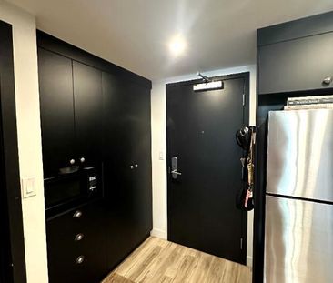 Cession de bail - 3 1/2 Quartier Saint-Saveur (Disponible le 1er ao... - Photo 1