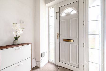 Holst Close, Lowestoft, NR33 - Photo 3