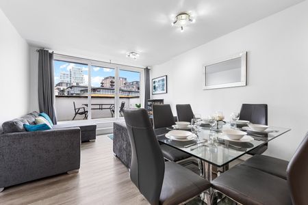 3 Bed Penthouse, Point Pleasant, SW18 - Photo 5