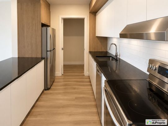 417-8780, Boulevard de l'Ormière, Neufchatel à louer - Photo 1
