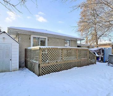 For Lease - 381 Osiris Drive, Richmond Hill, Ontario - Photo 2