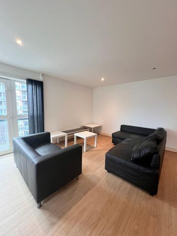 2 Bed Flat | £630 pw - Photo 3