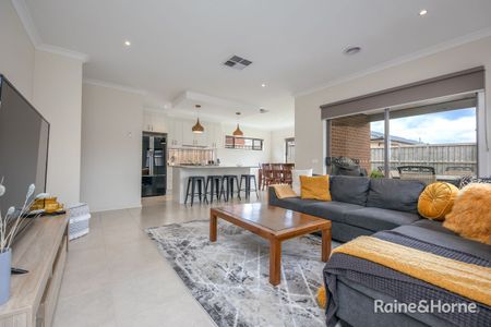 11 Explorer Crescent, Diggers Rest, VIC 3427 - Photo 3