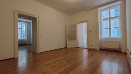 NEU - Hofruhelage: nettes Erdgeschoß-Single-Apartment im Herzen der Josefstadt! - Photo 2