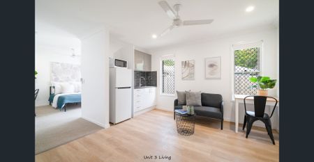 Self contained, modern Furnished Unit - Including Bills - Photo 5