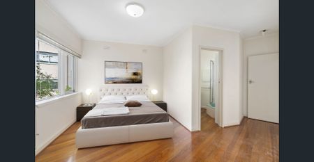 One Bedroom with Townhouse Layout - Photo 3
