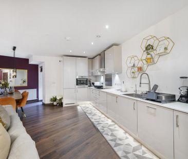 2 bedroom flat to rent - Photo 4