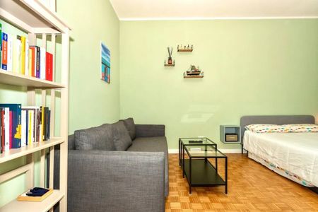 Via Privata Antonio Smareglia, Milan, Lombardy 20133 - Photo 2