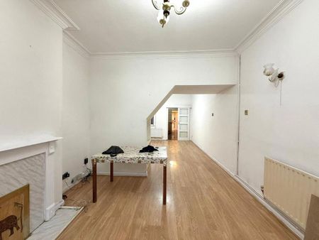 3 bedroom terraced house to rent - Photo 5