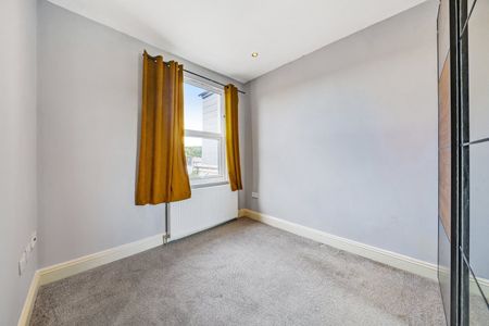 Buchan Road, London, SE15 - Photo 5