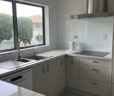 Family Affair - Photo 4