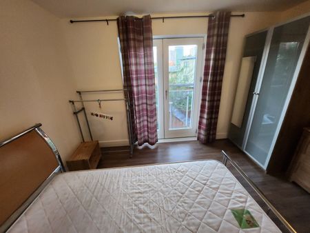 Room in a Shared Flat, Mason Way, B1 - Photo 3