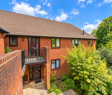 Grange Close, Godalming, GU7 - Photo 6