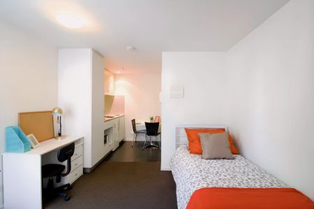 Standard Studio with balcony - Photo 4